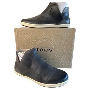 Taos Footwear Sneaker Bootie Unity Slip On Casual Mid Women's 11 M Steel Leather